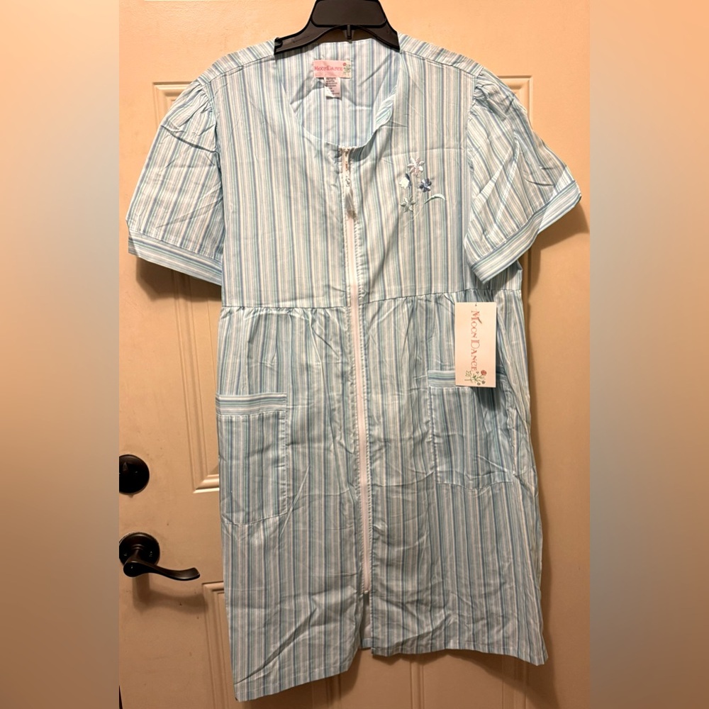 Moon Dance Blue Striped Housedress in Cotton Polyester Blend Size Large